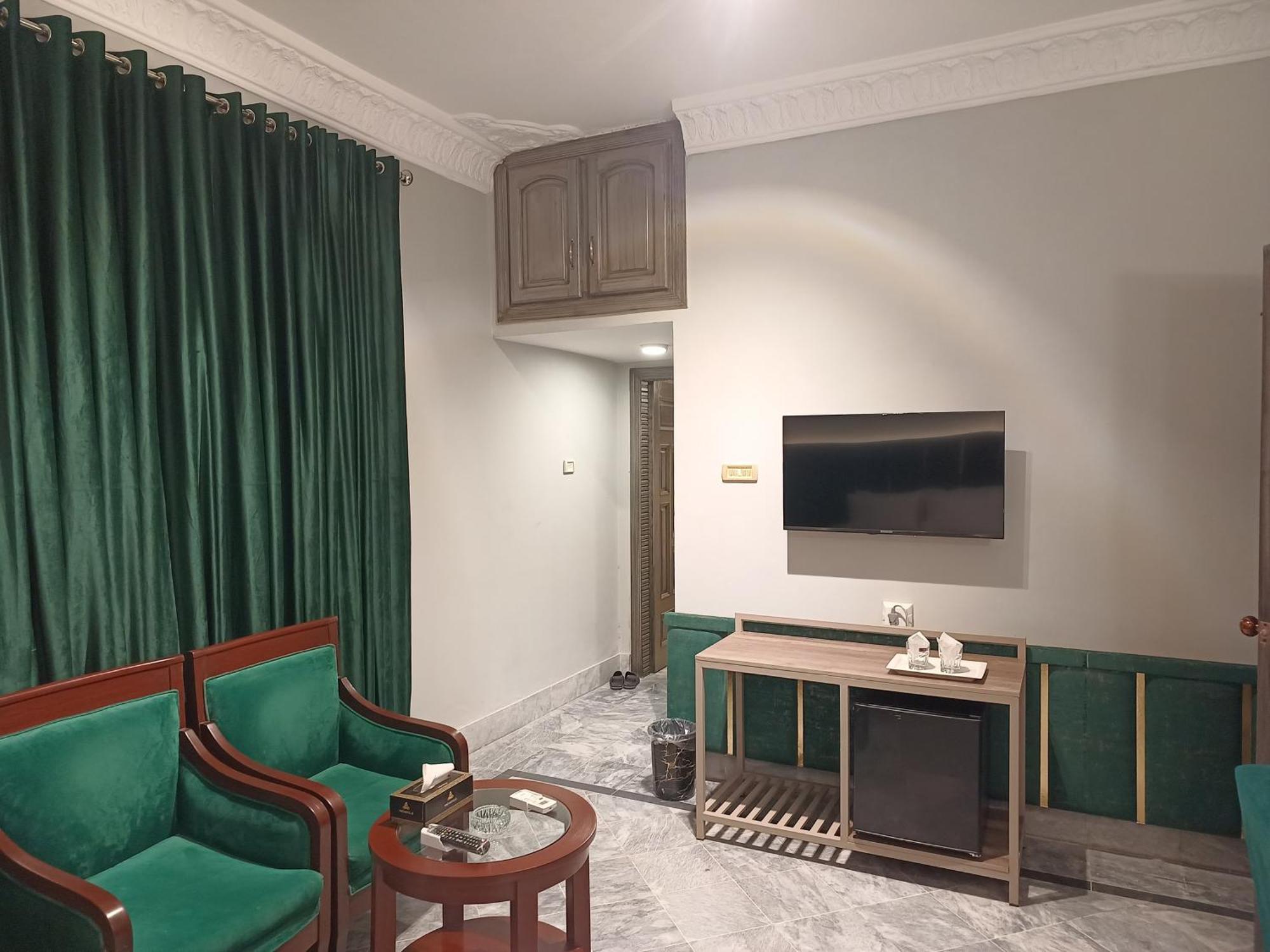 Hotel Vip Express à Peshawar Extérieur photo